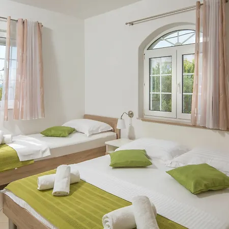 Aparments Slavko Apartment Okrug Gornji