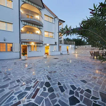 Aparments Slavko *